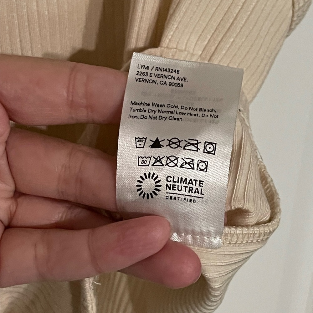 Reformation Soft Cream Ribbed Button Tank - Picture 6 of 8